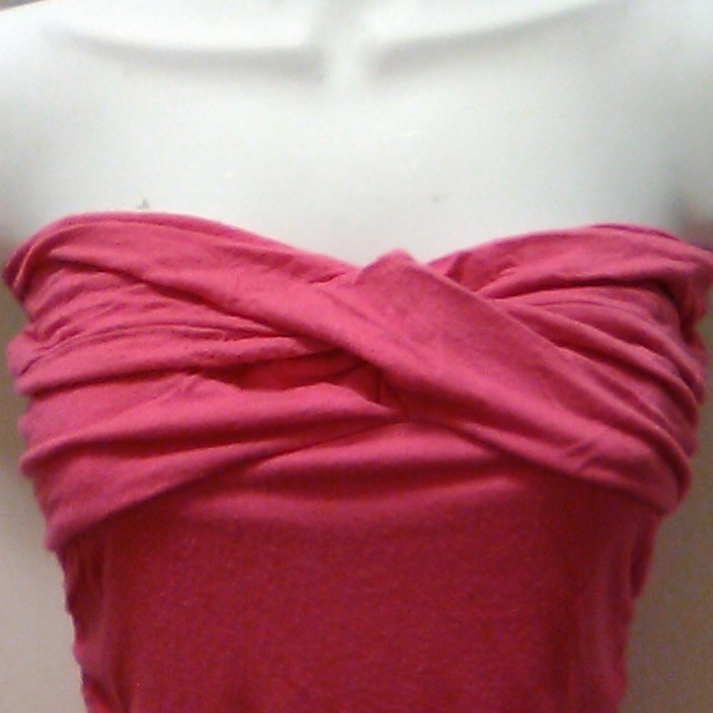 Rue 21 Hot Pink strapless top (junior) - Picture 2 of 7